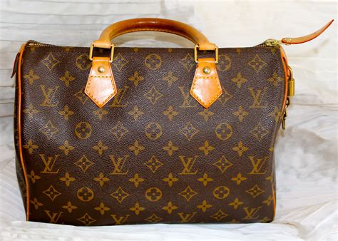 bauletto louis vuitton speedy 30 con tracolla|louis vuitton speedy.